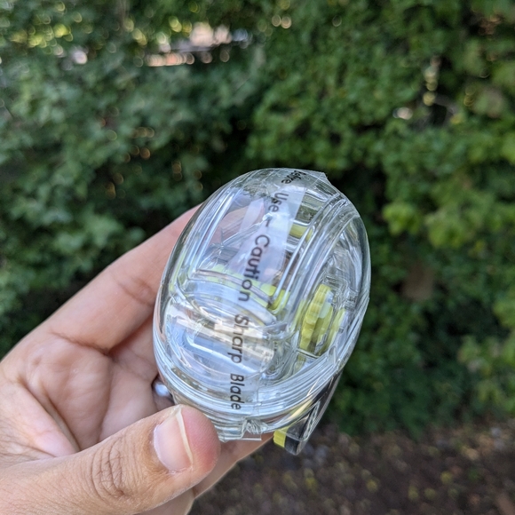 Chef'n Garliczoom Garlic Chopper - Picture 2 of 3